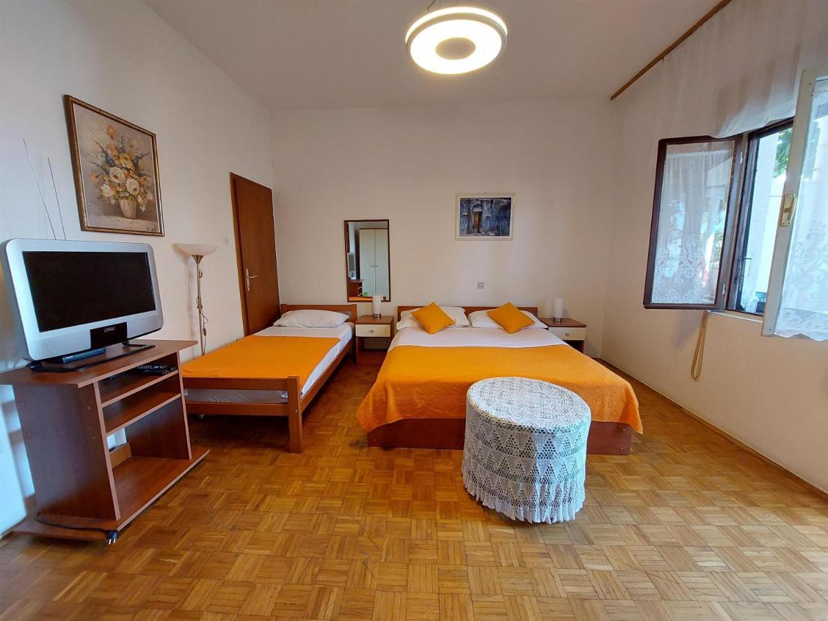 Apartments Faran Crikvenica Buitenkant foto