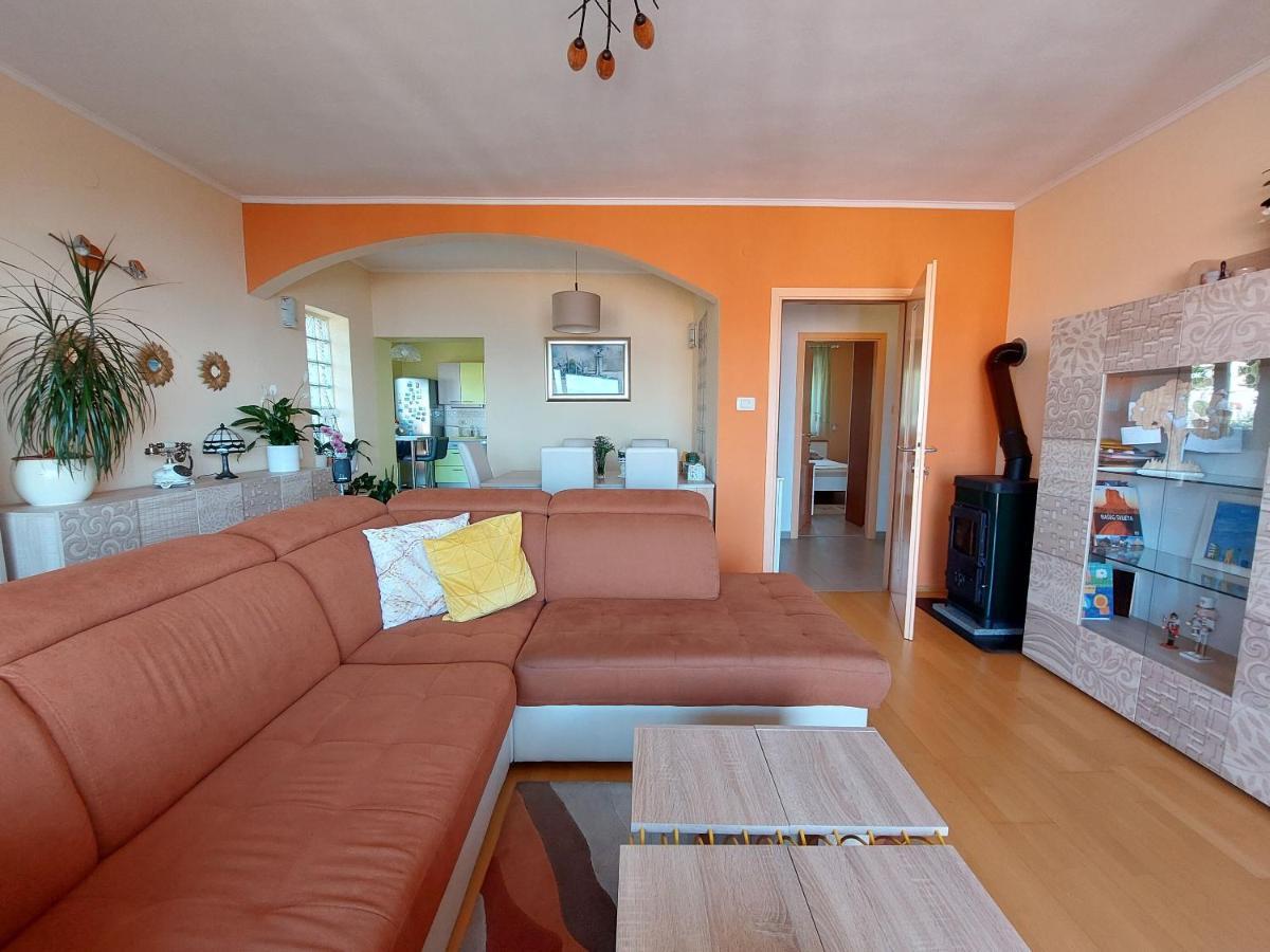 Apartments Faran Crikvenica Buitenkant foto