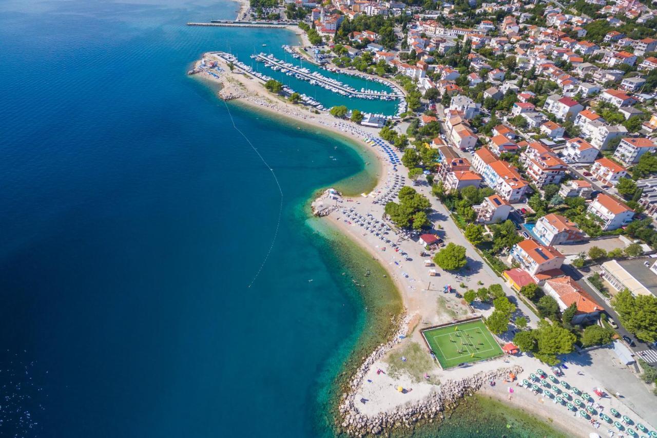 Apartments Faran Crikvenica Buitenkant foto